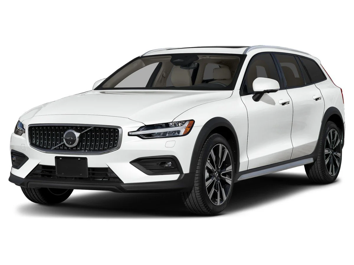 2025 Volvo V60 Cross Country B5 Plus AWD's photo