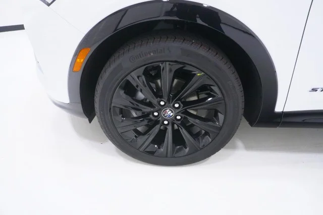 2026 Buick Envista Sport Touring - Photo 11