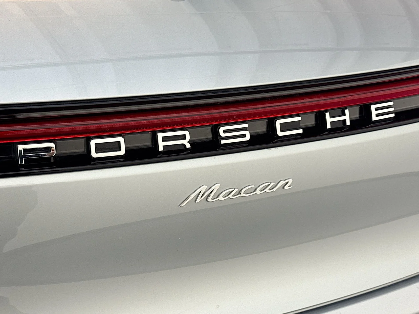 Certified Used 2026 Dolomite Silve Porsche  image 23