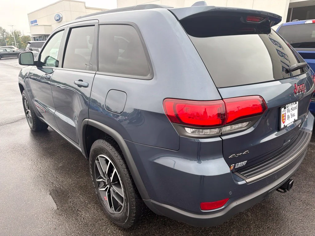 Used 2020 Slate Blue Pearlcoat Jeep Trailhawk image 3