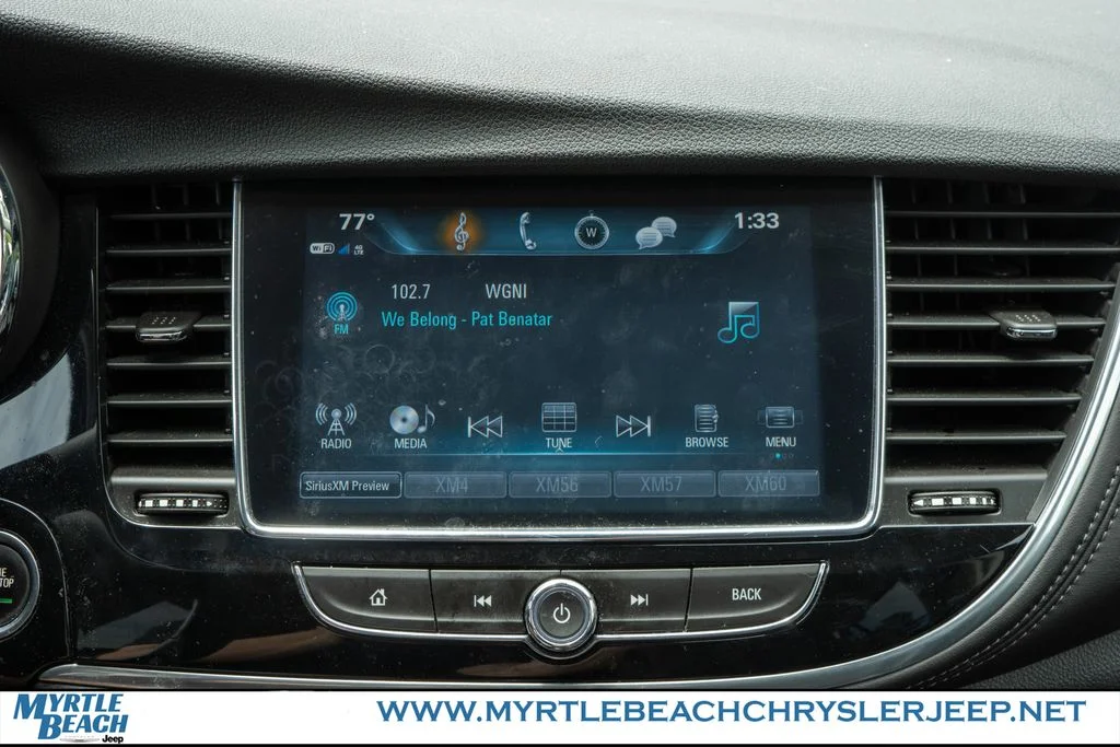 Used 2021 Summit White Buick Preferred image 18