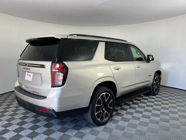 Used 2022 Empire Beige Metallic Chevrolet RST image 7