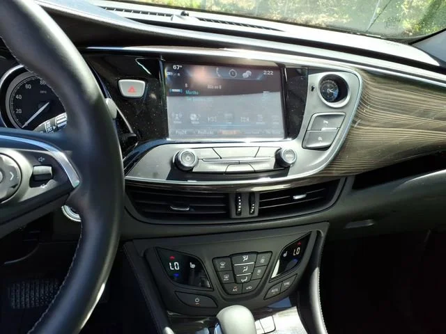 2019 Buick Envision Essence - Photo 8
