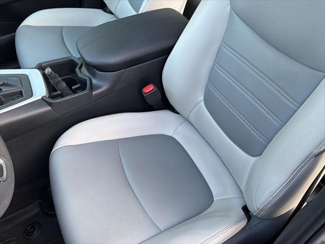 Certified Used 2023 SILVER SKY METALLIC Toyota  image 29