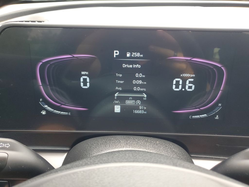 2024 Kia Sportage EX - Photo 22