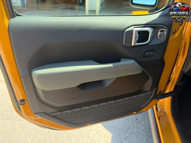 New 2026 Gold Jeep Mojave X image 10