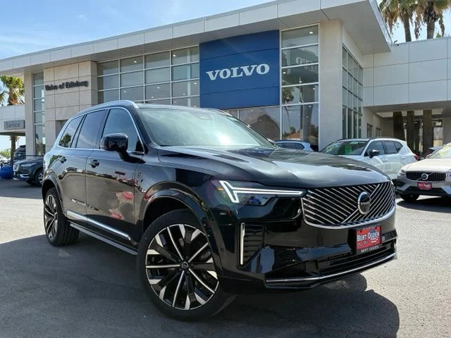 New 2026 Volvo XC90 T8 AWD Ultra