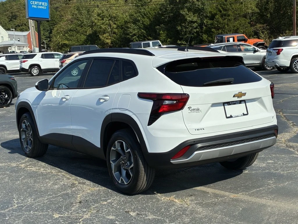 New 2026 Summit White Chevrolet LT image 6