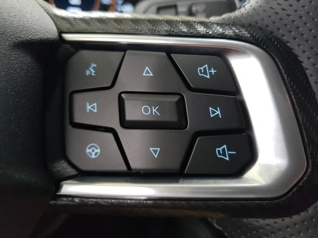 2025 Ford Mustang GT Premium - Photo 18