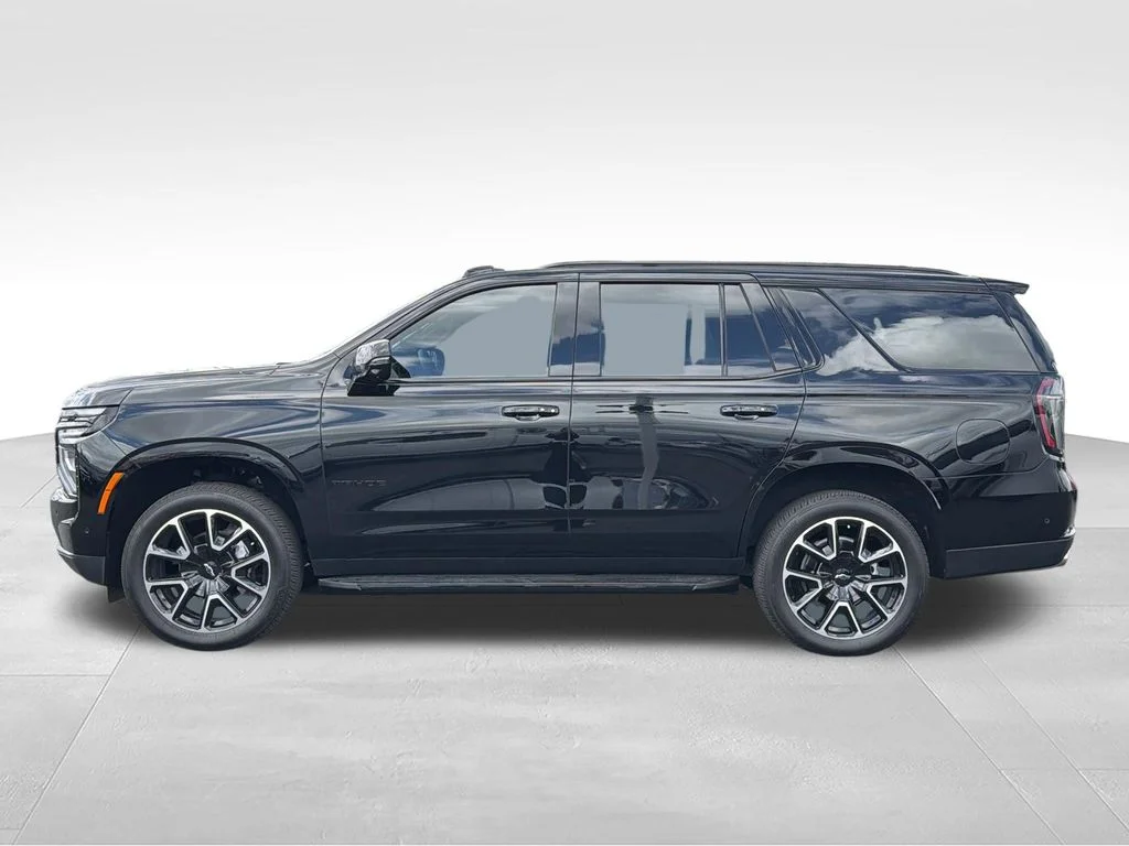 Used 2025 Black Chevrolet RST image 4