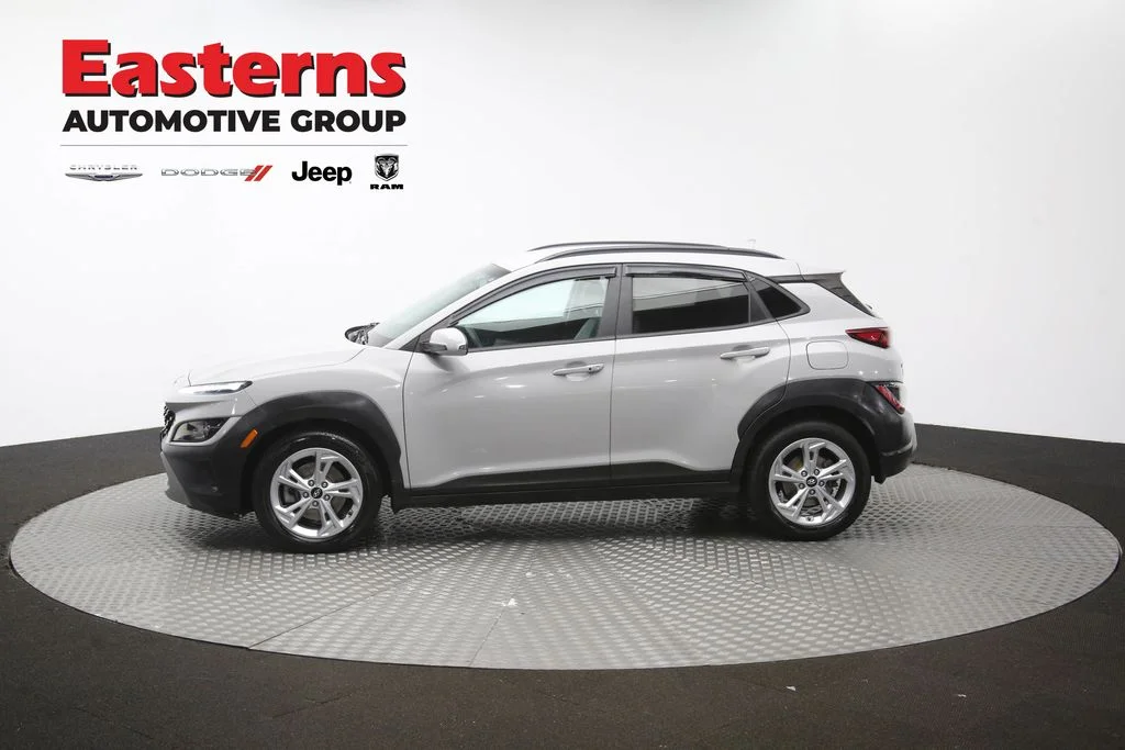 Used 2022 Silver Hyundai SEL image 59