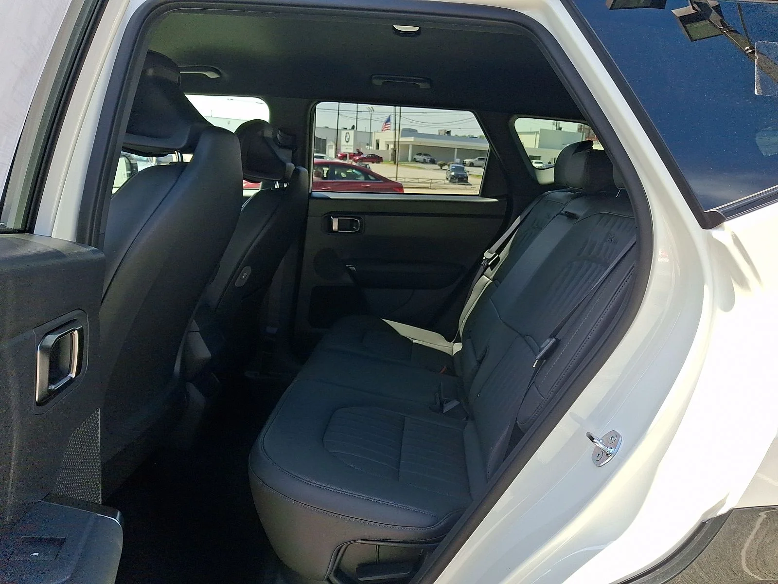 New 2027 White Kia X-Line S image 11