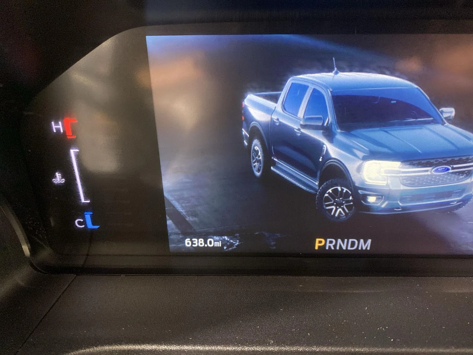 Used 2025 Oxford White Ford XLT image 15