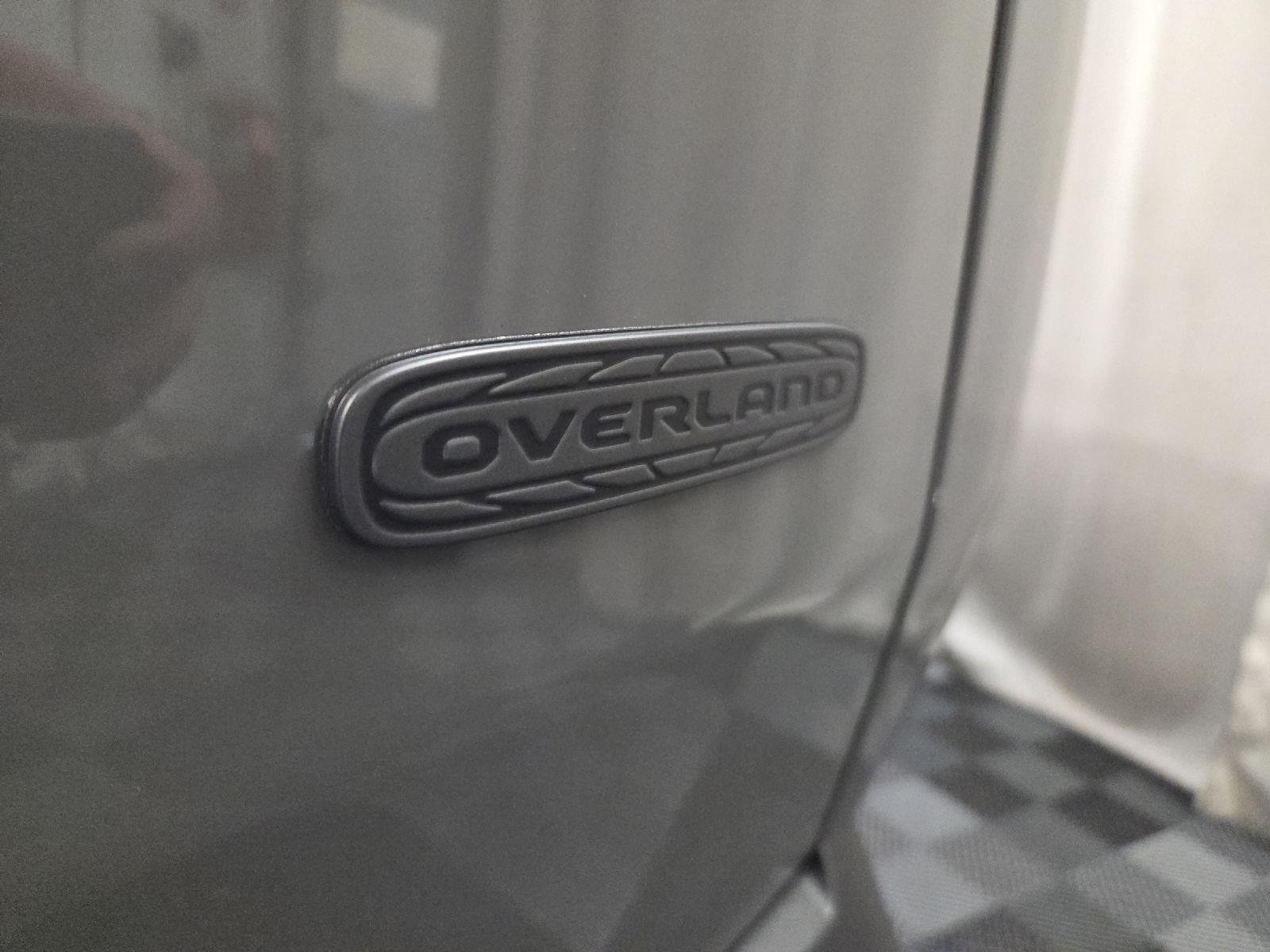 New 2026 Sting-Gray Clear-Coat Exterior Paint Jeep Overland image 61