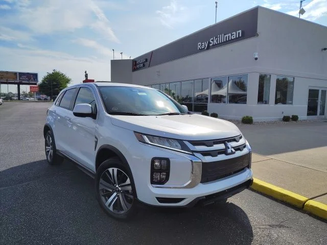 2025 Mitsubishi Outlander Sport 2.0 ES AWC CVT's photo