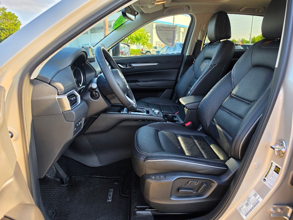 Certified Used 2025 Platinum Quartz Metallic Mazda 2.5 S Preferred Package image 33