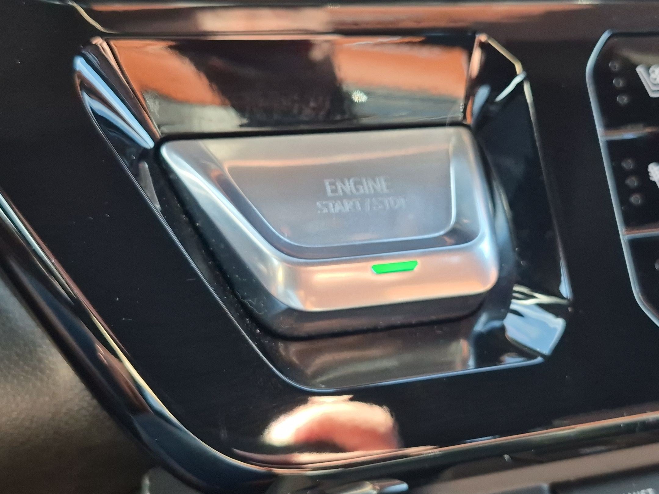 2026 GMC Sierra 3500HD Denali Ultimate - Photo 23