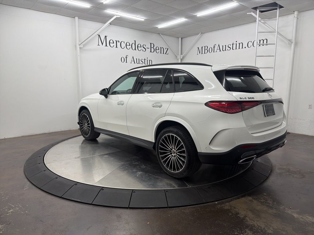 Used 2026 White Mercedes-Benz GLC 300 image 5