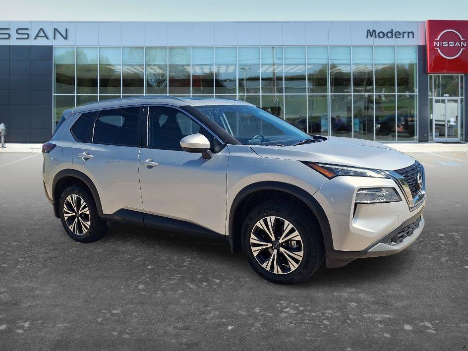 Used 2023 Brilliant Silver Metallic Nissan SV image 3