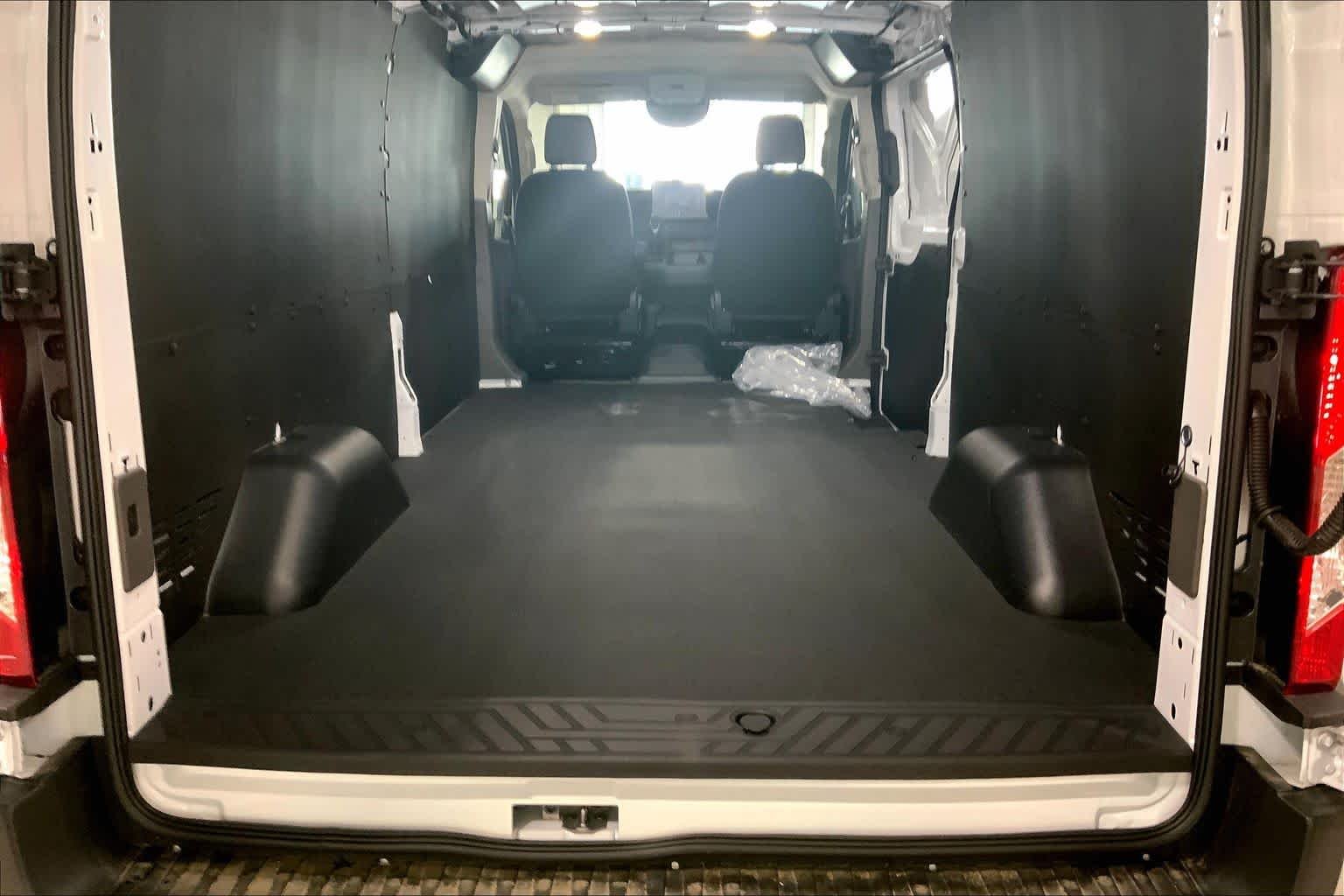 New 2026 Oxford White Ford Cargo Van image 18