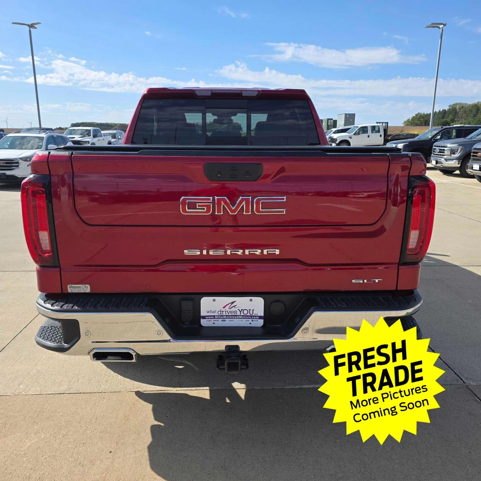 Used 2022 Cayenne Red Tintcoat GMC SLT image 12