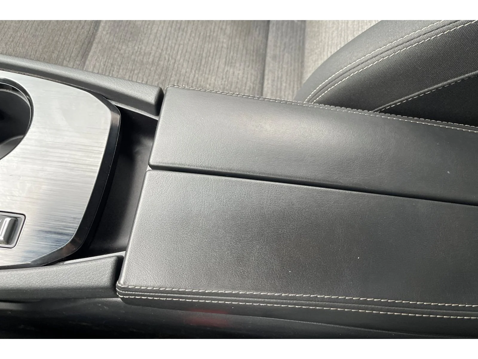 Used 2021 SCARLET EMBER TIN Nissan SV image 29