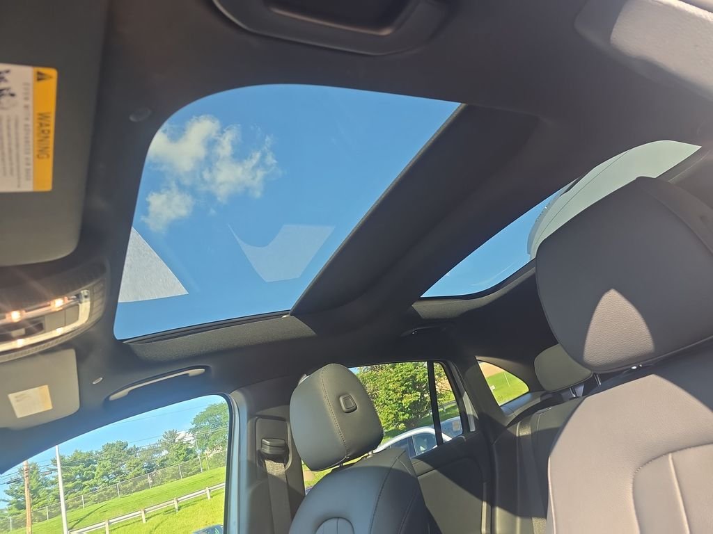 Used 2026 Silver Mercedes-Benz GLA 250 image 20