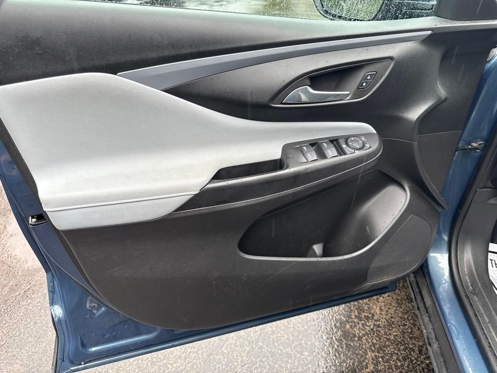 Used 2025 Blue Buick Preferred image 19