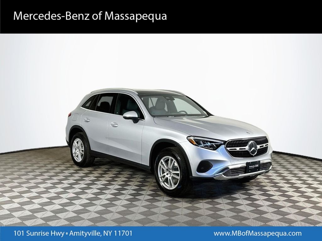 2023 Mercedes-Benz GLC GLC 300 4MATIC's photo