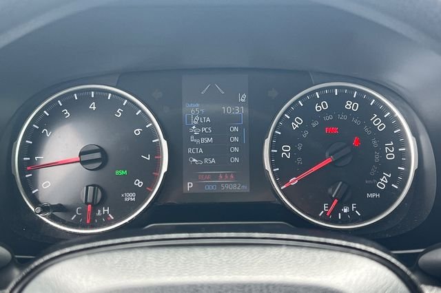 Used 2021 White Toyota XLE image 34