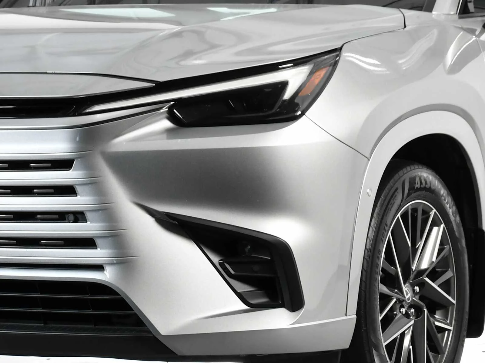 Certified Used 2024 CELESTIAL SILVER Lexus Premium image 11