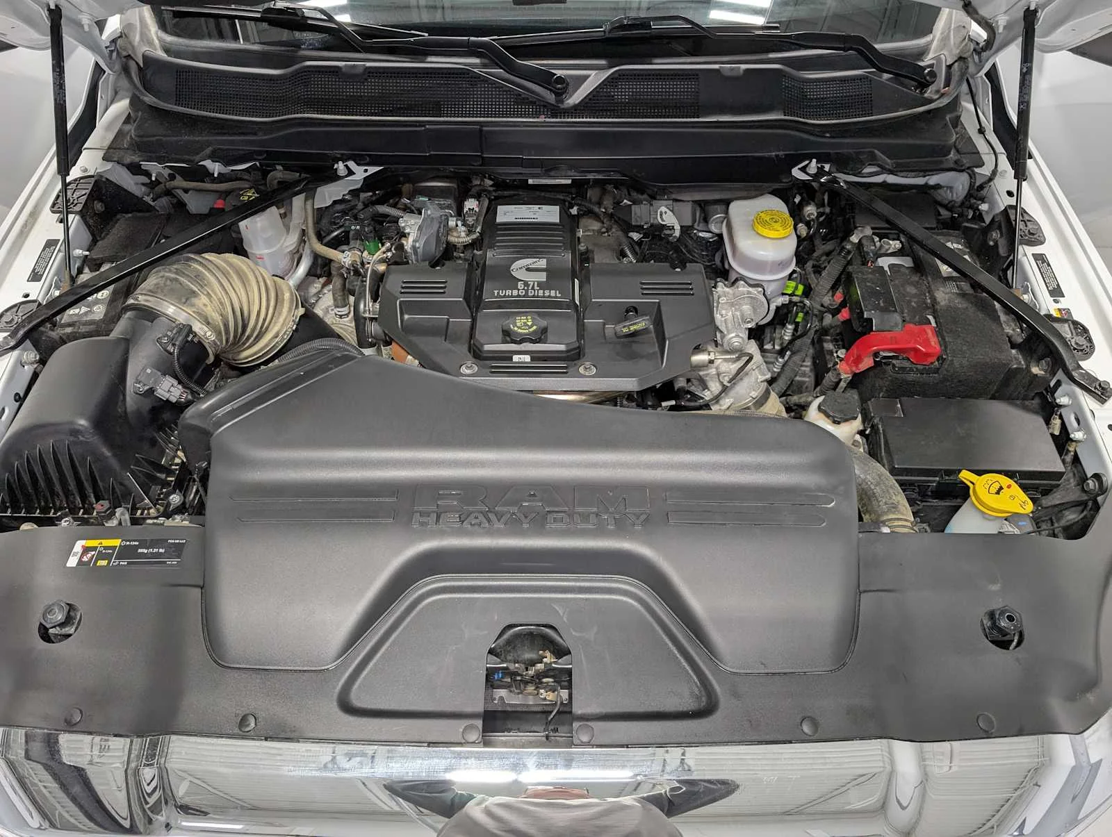 Used 2024 Bright White Clearcoat Ram Laramie image 15