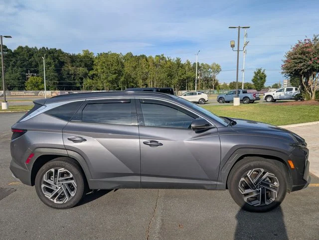 Used 2025 Gray Hyundai Limited image 8