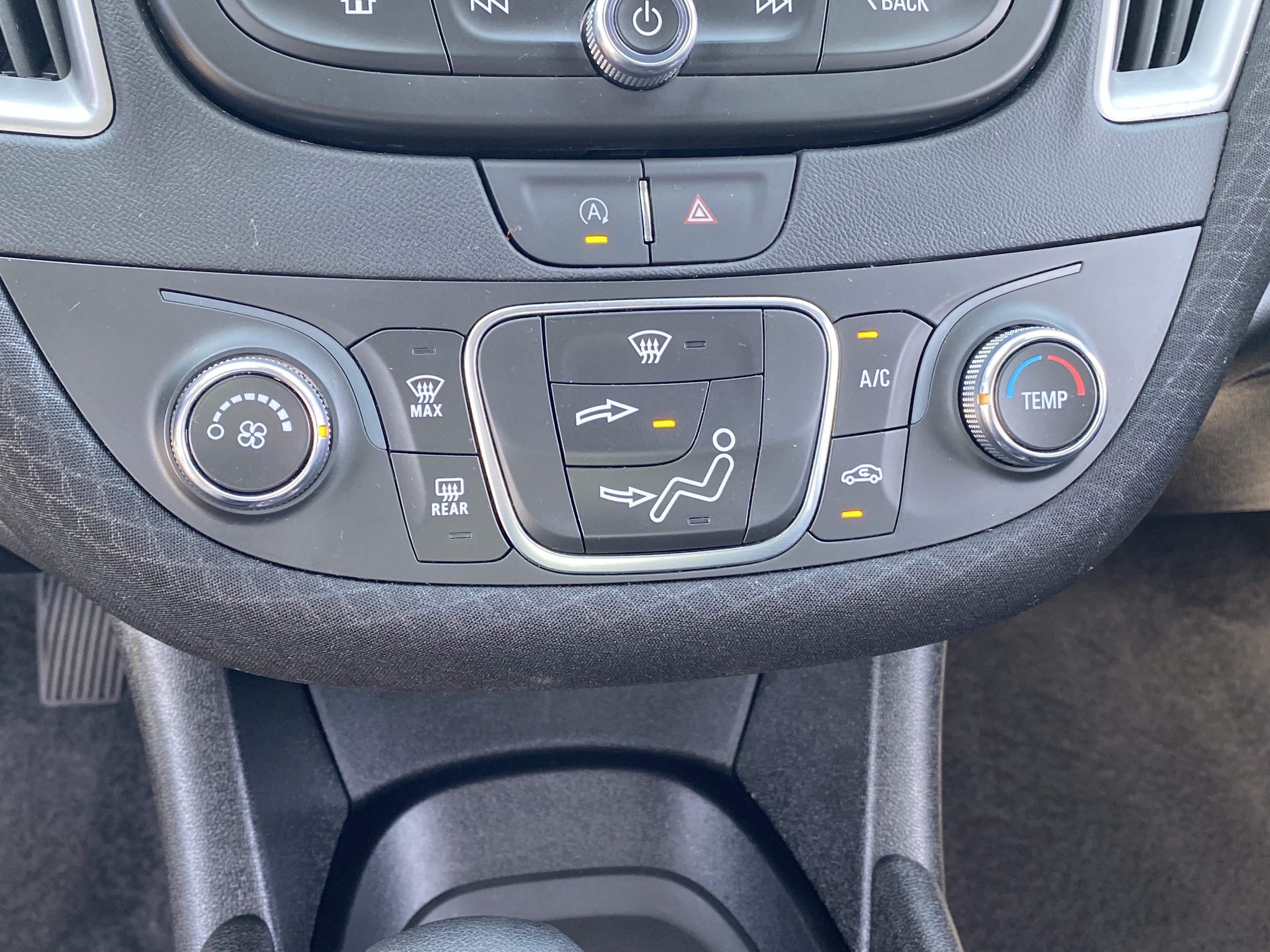 Used 2025 Summit White Chevrolet LS image 23