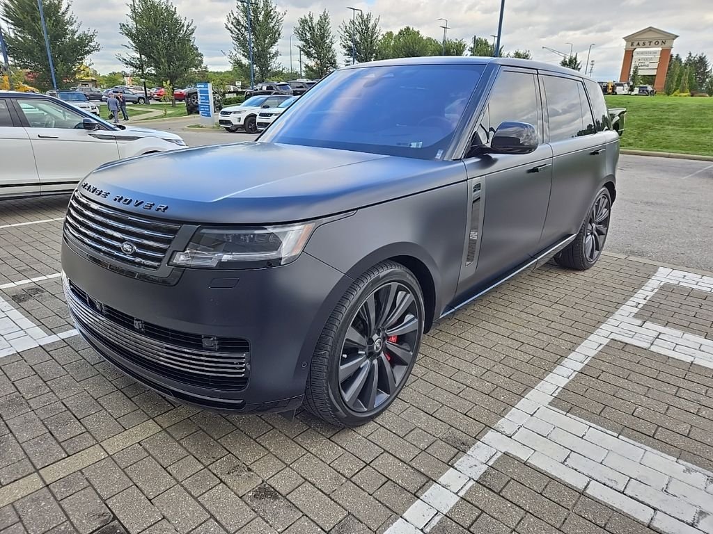 Used 2023 Ligurian Black SV Bespoke Ultra Metallic Sat Land Rover SV image 1