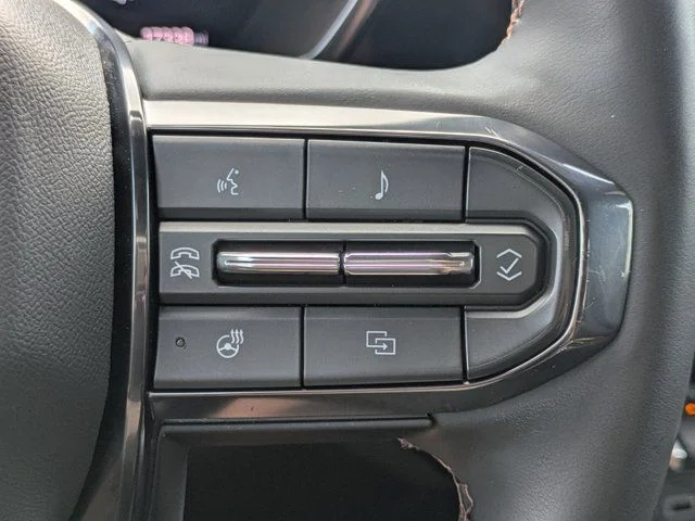 2025 GMC Canyon AT4 - Photo 23