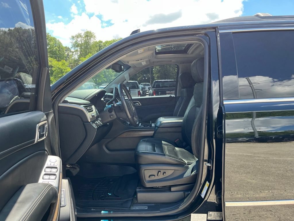 Used 2018 Onyx Black GMC Denali image 17