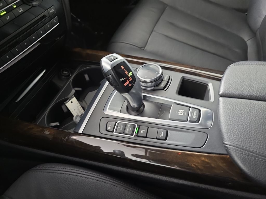 Used 2015 Dark Graphite BMW xDrive35i image 28