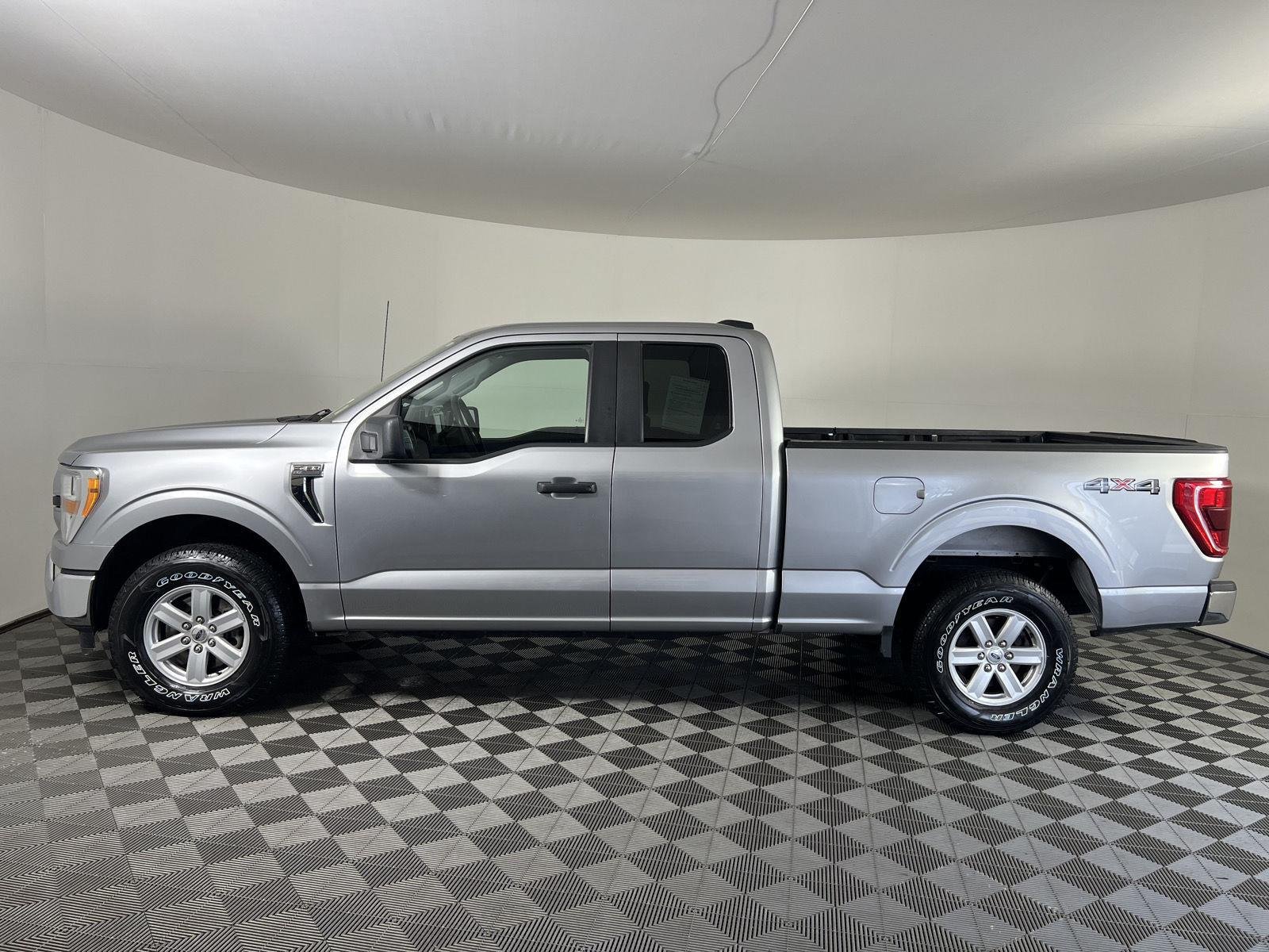 Used 2022 Iconic Silver Ford XLT image 26