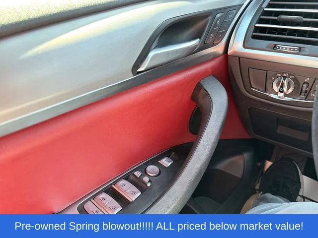 Used 2022 Black BMW sDrive30i image 35