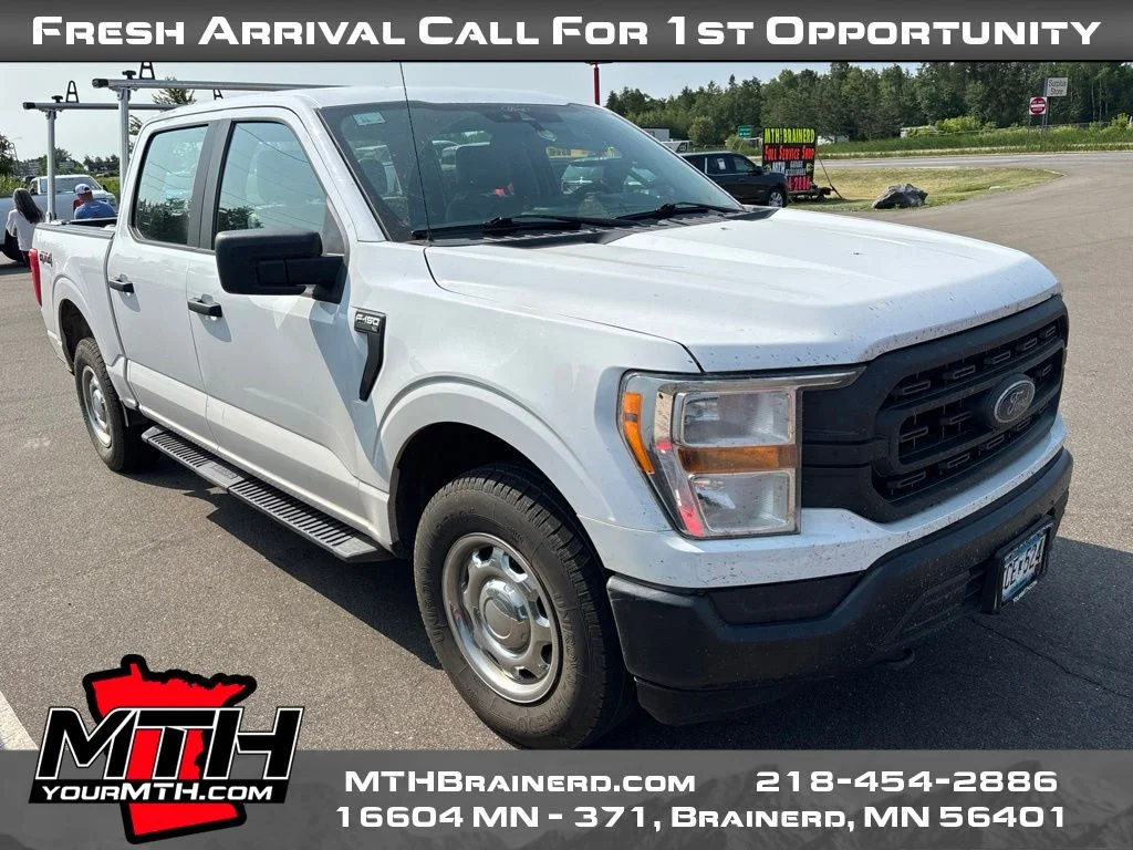 Used 2021 White Ford XL image 1