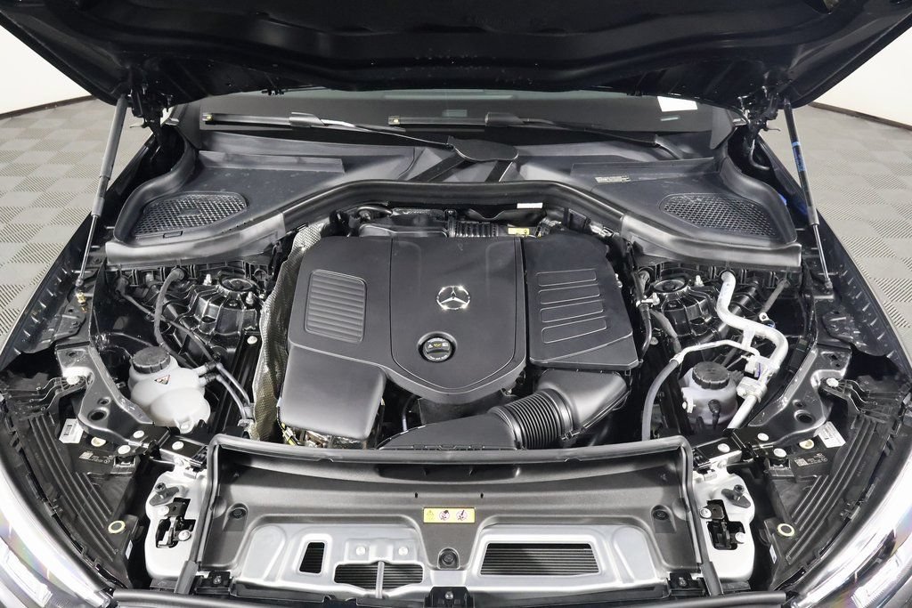 New 2026 Graphite Grey Metallic Mercedes-Benz GLC 300 image 19