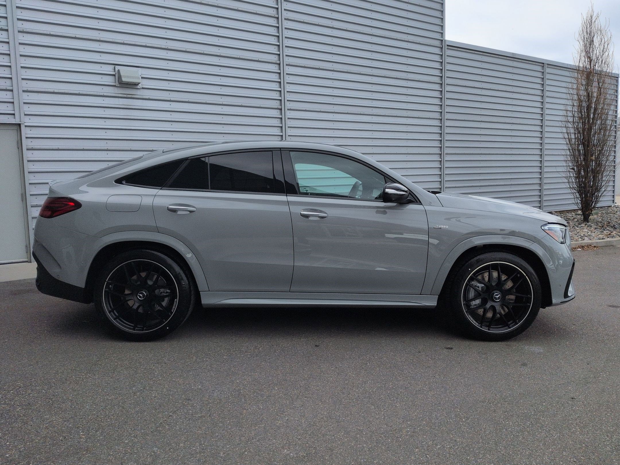 New 2026 MANUFAKTUR Alpine Grey Mercedes-Benz AMG® GLE 53 image 21