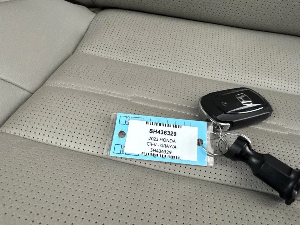 Certified Used 2025 Gray Honda EX-L image 30