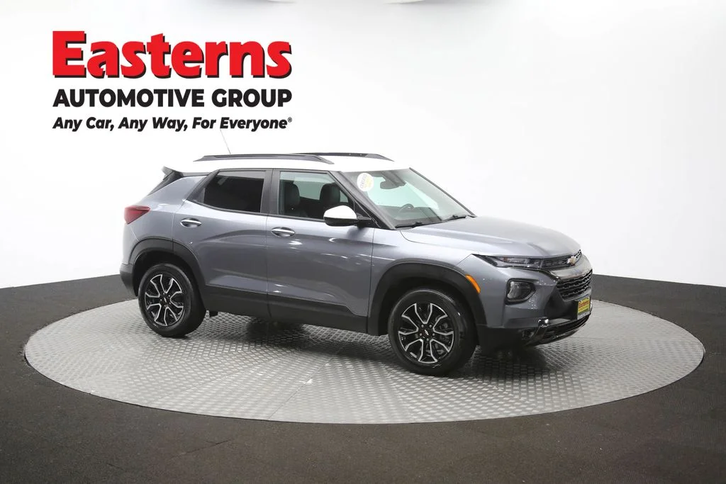 Used 2021 Gray Chevrolet ACTIV image 47