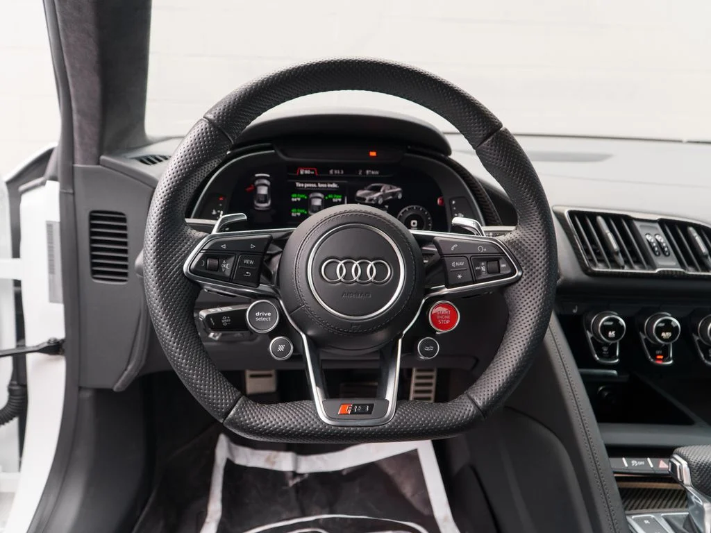 Used 2020  Audi V10 performance image 21