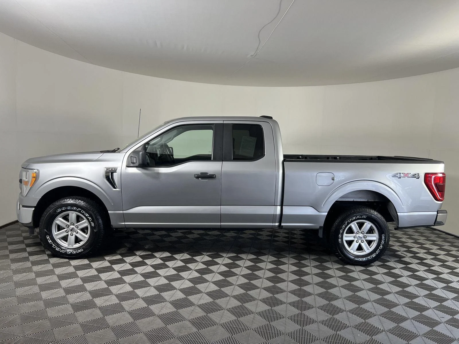 Used 2022 Gy Ford XL image 26