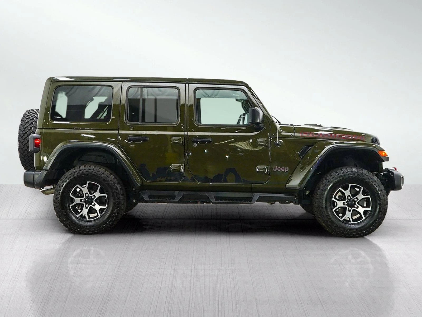 Used 2023 Sarge Green Clearcoat Jeep Rubicon image 6