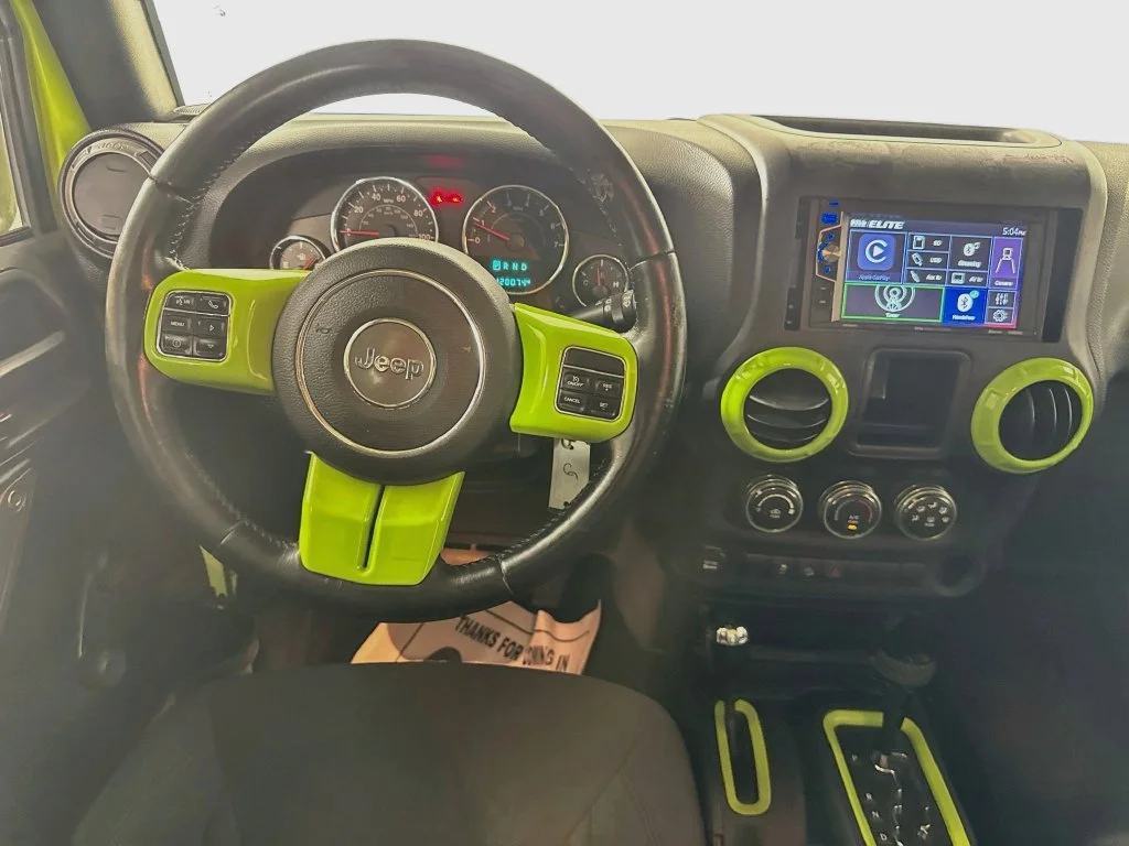 Used 2017 Green Jeep Sport image 26