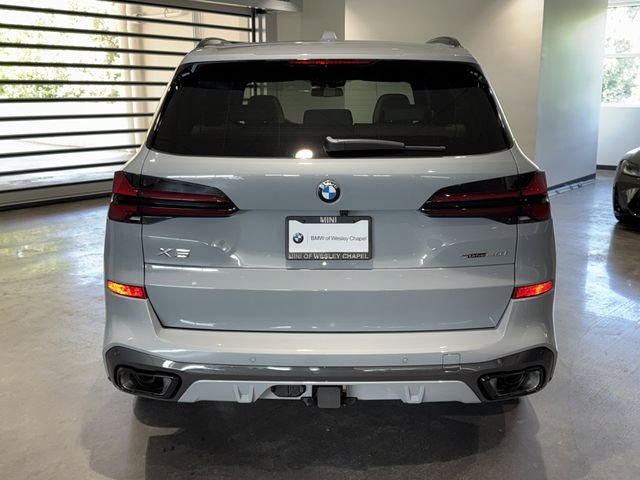New 2026 Brooklyn Grey Metallic BMW sDrive40i image 6